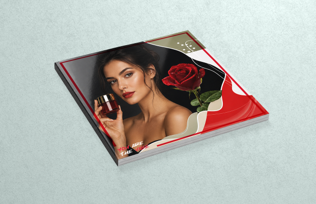 Catalogue classique personnalisé imprimé en couleur, avec reliure au choix agrafée avec l'option de finitions pelliculage ou reliure dos carré collé, idéal pour présenter des produits, services, collections ou contenus d’entreprise.